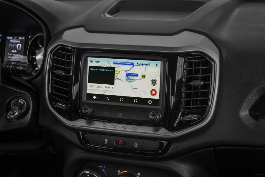 Детали интерьера Fiat Toro Freedom S-Design (226) 2019 года  (фото 17 из 22)